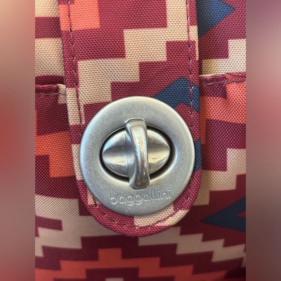 Baggallini Alberta Tote. Aztec Print Shoulder Crossbody Tablet Travel Bag - Picture 13 of 16